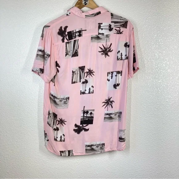SOLD!! Hollister Mens Beach Shirt Small Pink Button Down - Picture 10 of 14